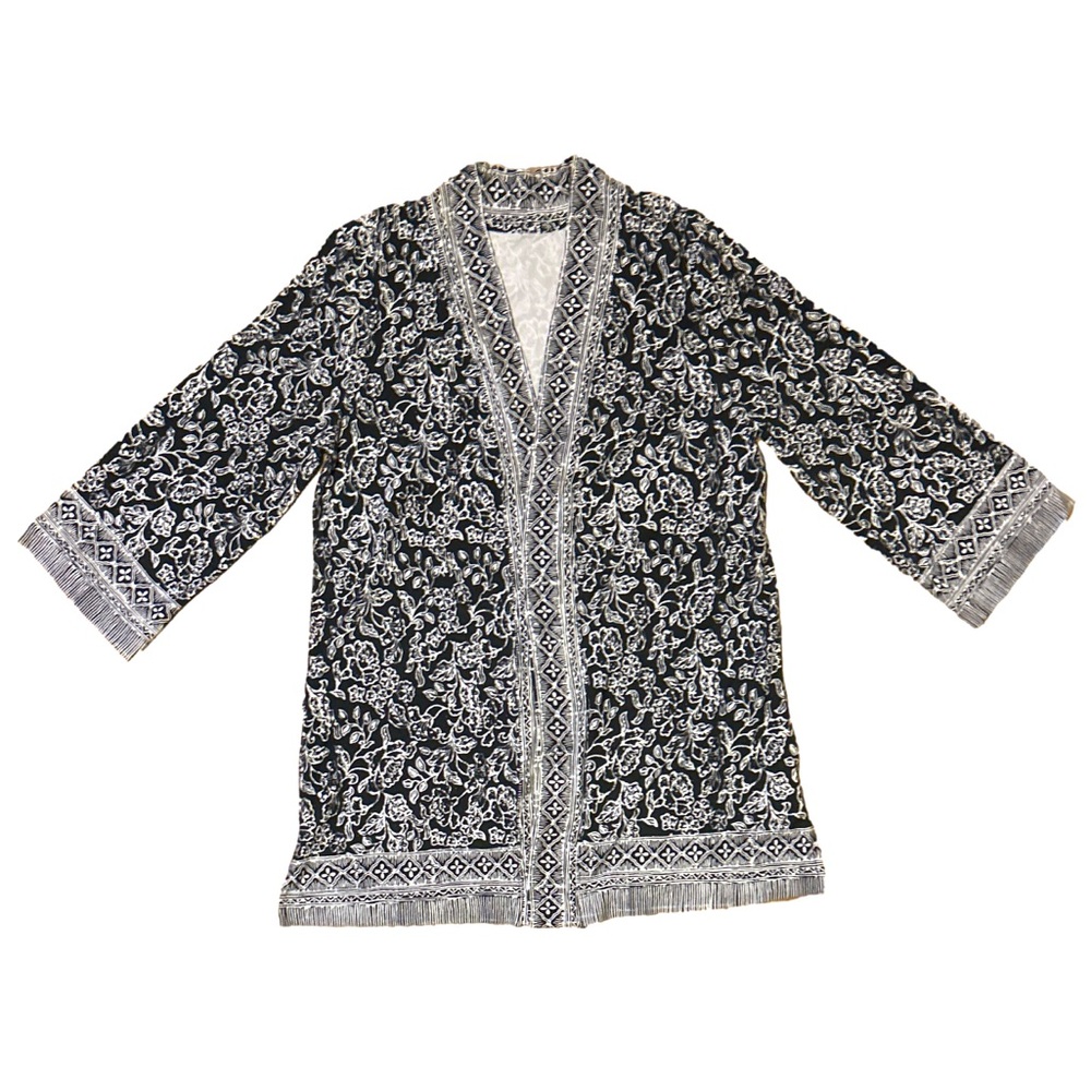 Elegant Black and White Floral cardigan